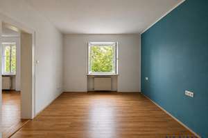 ELVIRA, Schwabing: 
Charmanter 3-Zimmer-Altbau in Bestlage mit großer Küche und viel Potenzial – Die vollständige Adresse der Immobilie erhältst du vom Anbieter., 80796 Neuschwabing, München – Vorschaubild 4
