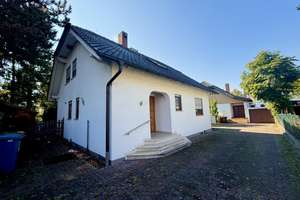 IHR TRAUMHAUS! Freistehendes großes EFH in Best Lage! – Im Langsee 10A, 65428 Rüsselsheim am Main – Vorschaubild 2