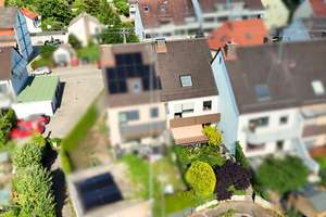 GROßZÜGIGE,HELLE U. GEPFLEGTE REIHEN-DOPPELHAUSHÄLFTE IN SEHR SCHÖNER, RUHIGER WOHNLAGE IN GÖGGINGEN – Die vollständige Adresse der Immobilie erhältst du vom Anbieter., 86199 Göggingen-Süd, Augsburg – Vorschaubild 3