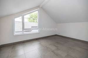 Modernes EFH (einseitig angebaut) mit gehobener Ausstattung, Nolte-EBK, FBH, Terrasse, Balkon etc. – Die vollständige Adresse der Immobilie erhältst du vom Anbieter., 53227 Limperich, Bonn – Vorschaubild 32
