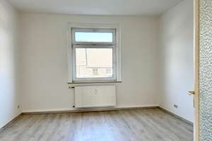 Schloßchemnitz * Neu renoviert * 3 Zimmer * Balkon * Frei – Die vollständige Adresse der Immobilie erhältst du vom Anbieter., 9113 Schloßchemnitz, Chemnitz – Vorschaubild 3