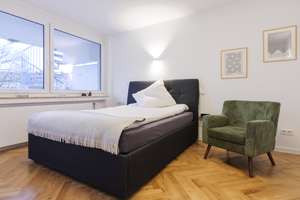 Helle, kernsanierte und vollmöblierte  1,5-Zimmer Wohnung im 3. OG in Derendorf mit grossem Balkon