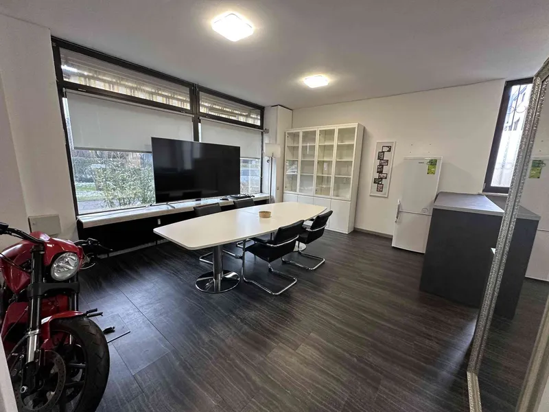 Besprechungszimmer.jpg