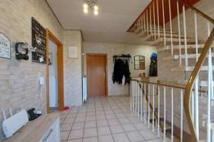 Schmuckes Einfamilienhaus mit Garten, Garage und großer PV-Anlage im Luftkurort Burg (Dithmarschen) – Die vollständige Adresse der Immobilie erhältst du vom Anbieter., 25712 Burg (Dithmarschen) – Vorschaubild 8