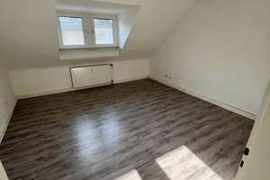 Mehr Platz als erwartet – 2,5 Zimmer mit Spitzboden – Industriestraße 9, 47803 Kempener Feld/Baackeshof, Krefeld – Vorschaubild 5