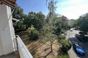 Sanierungsbedürftige 2-Zimmer-Wohnung mit Balkon und Loggia in ruhiger Lage am Dutzendteich – Schultheißallee 63, 90478 Ludwigsfeld, Nürnberg – Vorschaubild 14