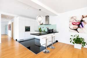 Ein Ort, an dem Licht, Raum und Design verschmelzen – außergewöhnliche Liebhaberwohnung in der K – Die vollständige Adresse der Immobilie erhältst du vom Anbieter., 76135 Weststadt, Karlsruhe – Vorschaubild 5