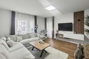 Stilvolle 4-Zimmer-Hochparterre-Wohnung mit Balkon und Stellplatz in Ingolstadt – Die vollständige Adresse der Immobilie erhältst du vom Anbieter., 85051 Münchener Straße, Ingolstadt – Vorschaubild 5