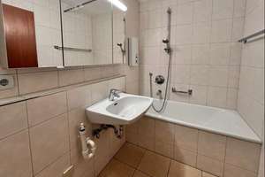 Schöne, helle, Zwei-Zimmer Wohnung in Waiblingen City, 2. Baureihe, ruhig gelegen