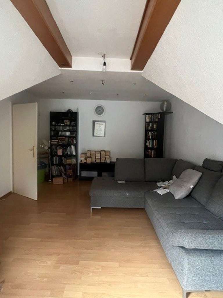 Immobilie in Völklingen - Ihr neues Zuhause: Großzügiges Familienhaus mit traumhaftem Garten - Bild 1