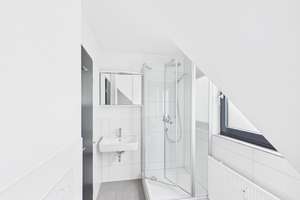 Lichtdurchflutete Dachgeschoss-Maisonettewohnung in einer ruhigen Anliegerstraße in Köln-Junkersdorf – Die vollständige Adresse der Immobilie erhältst du vom Anbieter., 50858 Junkersdorf, Köln – Vorschaubild 13