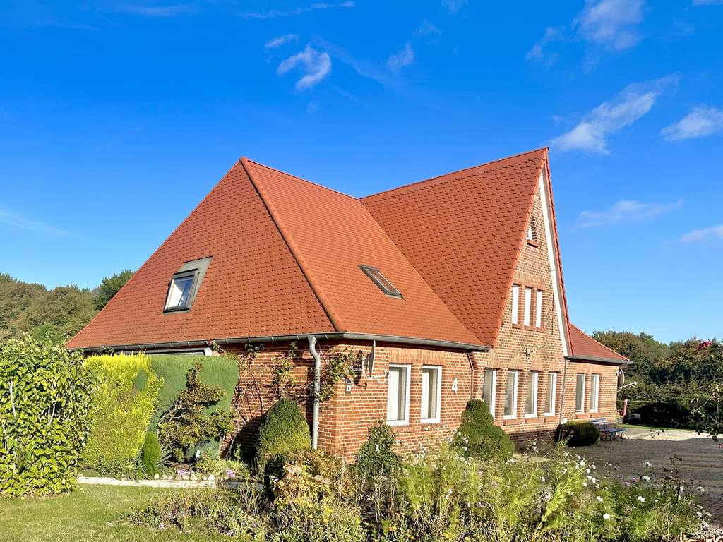 Immobilie in Kalkhorst - Historische Haushälfte mit zwei Wohneinheiten
 "Ruhe, Natur und Ostseeblick inklusive" - Bild 3