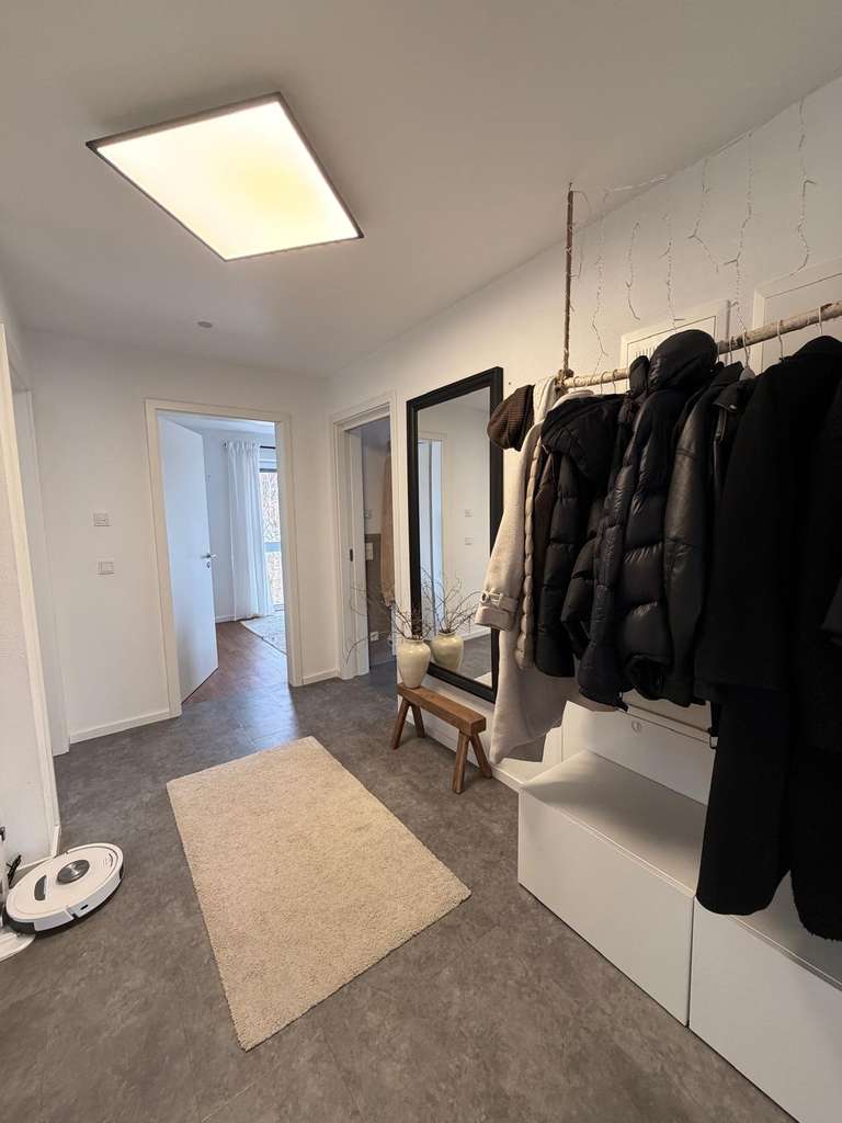 Immobilie in Weichs - Elegante 3-Zimmer-Wohnung mit Balkon im 2. OG in Weichs - Bild 1