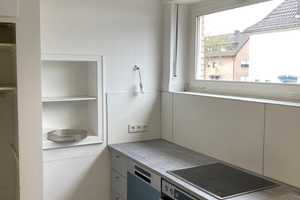 Renovierte 3. Zi.- Wohnung mit schöner Küche und zwei Balkone, ab sofort verfügbar – Urftstraße 111, 41239 Mönchengladbach – Vorschaubild 13