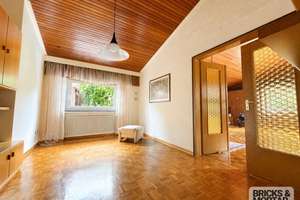 Großzügiges Bungalow in Ruhiger Anliegerstraße – Die vollständige Adresse der Immobilie erhältst du vom Anbieter., 34253 Lohfelden – Vorschaubild 4