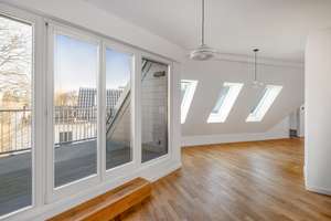 Attraktive Dachgeschosswohnung mit Wohlfühlcharakter und Terrasse