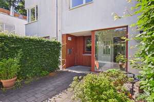 Schönes Reihenmittelhaus mit Terrasse, kleinem Garten und Dachterrasse in Hamburg-Poppenbüttel – Die vollständige Adresse der Immobilie erhältst du vom Anbieter., 22391 Poppenbüttel, Hamburg – Vorschaubild 14