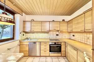 !!!WARTELISTE!!! Familienfreundliche Doppelhaushälfte mit Garten, Garage und Kellerbar in Rhein-Nähe – Die vollständige Adresse der Immobilie erhältst du vom Anbieter., 47228 Hochemmerich, Duisburg – Vorschaubild 4