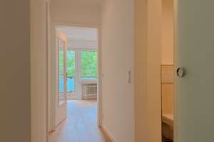 Renovierte 2-Zim.-Wohnung mit Einbauküche, 2x Balkonen & Stellplatz im schönen Bogenhausen – Die vollständige Adresse der Immobilie erhältst du vom Anbieter., 81925 Oberföhring, München – Vorschaubild 5