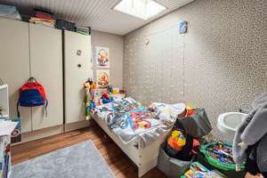 Bremerhaven - Lehe // Großzügiges Wohnhaus mit Indoor-Pool und Einliegerwohnung – Die vollständige Adresse der Immobilie erhältst du vom Anbieter., 27576 Klushof, Bremerhaven – Vorschaubild 32