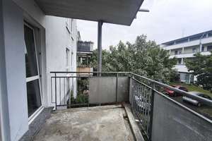 Wohnung  mit viel Platz in Renovierung mit Balkon in ruhiger Wohnlage – Buchfinkenweg 10, 4159 Wahren, Leipzig – Vorschaubild 2