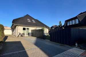 Ihr Traumhaus: Eleganter Winkelwalmdachbungalow mit großzügigem Wohnkonzept – provisionsfrei – Emsland (Kreis) – Vorschaubild 1