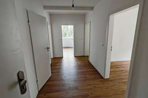 Frisch modernisiert! Ruhige & günstige 3-ZKB mit Balkon am Waldrand in Oberursel-Nord – Die vollständige Adresse der Immobilie erhältst du vom Anbieter., 61440 Oberursel (Taunus) – Vorschaubild 7