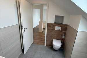 Schicke 2-Zimmer Dachgeschosswohnung in Köln Altstadt & Neustadt-Süd(Rosenstraße) – Köln – Vorschaubild 1