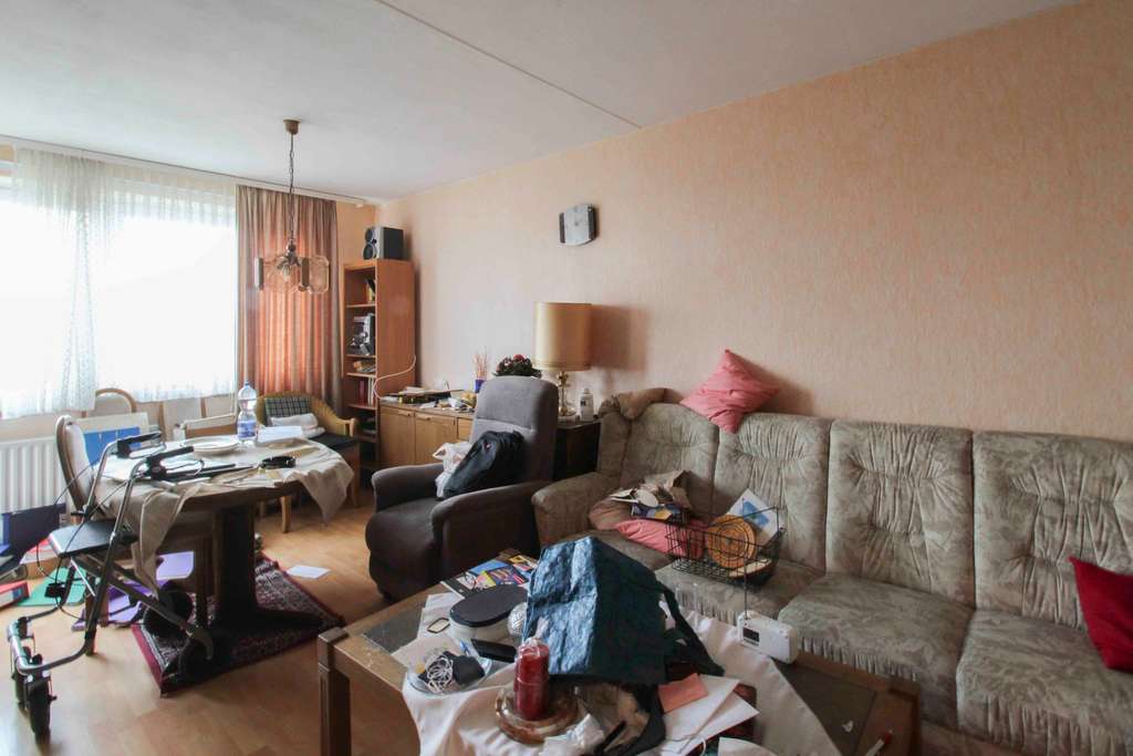 Immobilie in Laatzen - vernachlässigte Wohnung sucht neuen Besitzer und belohnt mit einem tollen Ausblick - Bild 1