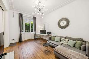 Möblierte 4,5‑Zimmer Altbau‑Erdgeschosswohnung mit zwei Terrassen in begehrter Lage – Die vollständige Adresse der Immobilie erhältst du vom Anbieter., 20251 Hoheluft-Ost, Hamburg – Vorschaubild 3
