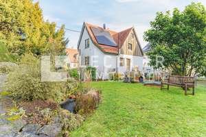 Ein Zuhause mit Herz, Charme und Gartenidylle