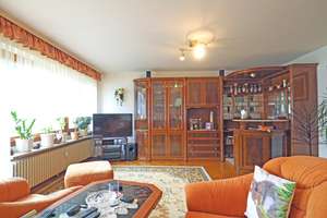 Gepflegte 3-Zimmer-Wohnung in wunderschöner, ruhiger Ortsrandlage und zusätzlichem Zimmer im  DG – Die vollständige Adresse der Immobilie erhältst du vom Anbieter., 70599 Steckfeld, Stuttgart – Vorschaubild 5
