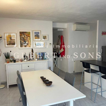 Halb renovierte Wohnung in zweiter Meereslinie mit gültiger Touristenlizenz Sant Antoni de Calonge