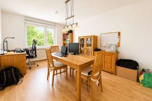 Attraktive 3‑Zimmer‑Wohnung mit Garage & großem Parkgrundstück im begehrten Bielefelder Westen – Die vollständige Adresse der Immobilie erhältst du vom Anbieter., 33619 Schildesche, Bielefeld – Vorschaubild 2