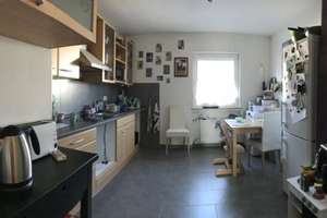  Sonnige Etagenwohnung in Siegen Niederschelden mit Balkon – Hubenfeldstraße 40, 57080 Niederschelden, Siegen – Vorschaubild 2