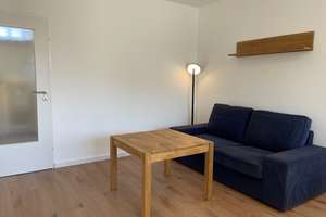 Renovierte 1 Zimmer Wohnung in ruhiger, zentraler Lage mit Balkon und Aufzug  – Vordere Marktstraße 6, 90411 Schweinau, Nürnberg – Vorschaubild 4