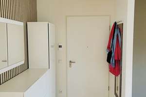 Nachmieter gesucht für moderne schöne, helle 4-Zi Maisonette-DG-Whg  in Köln Rodenkirchen – Die vollständige Adresse der Immobilie erhältst du vom Anbieter., 50996 Rodenkirchen (Ortsteil), Köln – Vorschaubild 2