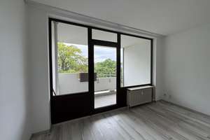 Großzügige 3-Zimmer-Wohnung mit Balkon und EBK in Köln Weiden – Leipziger Straße 22, 50858 Weiden, Köln – Vorschaubild 5