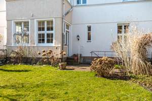 HOMESK - Großzügiges Wohnen mit Stil: Reihenmittelhaus, Wintergarten und Garten in Lichterfelde-West – Berner Straße 39 A, 12205 Lichterfelde, Berlin – Vorschaubild 32