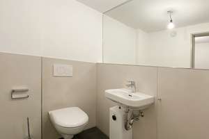 2 Zimmer-Maisonette-Wohnung im Zentrum von Augsburg, ruhige Hinterhoflage ab dem 01.09.2026 – Bahnhofstraße 18 1/2 a RGB, 86150 Bahnhofs-, Bismarckviertel, Augsburg – Vorschaubild 18