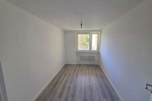 Helle und großzügige 4-Zimmer-Wohnung mit Balkon in bester Lage – ideal für Familien! – 80993 Alt-Moosach, München – Vorschaubild 6
