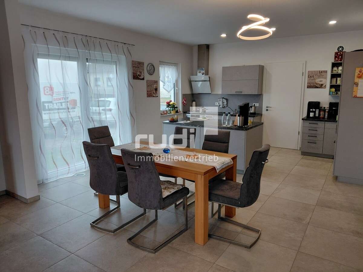 Immobilie in Hardegsen - Verkauf mit Wohnrecht - Freistehender Bungalow (Bj. 2022) - attraktive Kapitalanlage - Bild 2