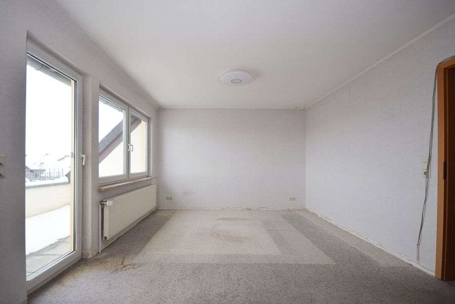 Großzügige 2-Zimmer-Dachgeschosswohnung in ruhiger Lage...., Goslar Kreis – Bild 2