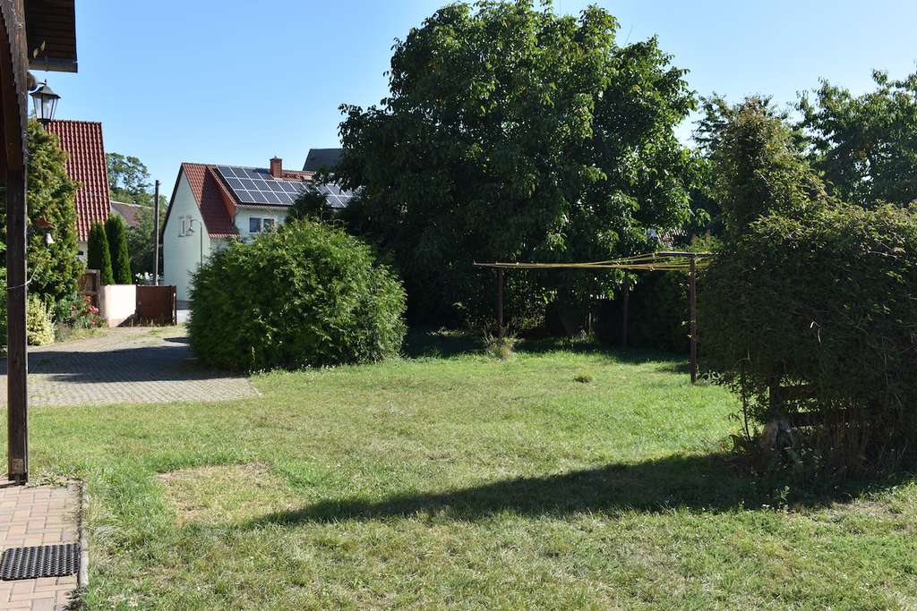 Immobilie in Beilrode - Charmantes Zweifamilienhaus mit großem Grundstück - Bild 1