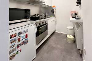 Urbanes und modernes Singleappartement mit Stäbchenparkett und Aussenstellplatz – Die vollständige Adresse der Immobilie erhältst du vom Anbieter., 53129 Kessenich, Bonn – Vorschaubild 8