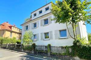 Historisches Mehrfamilienhaus mit großem Potenzial – Im Bieterverfahren – Quäkerstr. 3, 65719 Hofheim am Taunus – Vorschaubild 2
