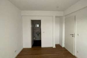 Frisch renovierte 3‑Zimmer‑Wohnung mit Balkon in ruhiger Lage – 75 m² in Düsseldorf – In den Kötten 15a, 40627 Vennhausen, Düsseldorf – Vorschaubild 8