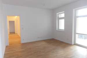 Tolle 3-Raum-Wohnung mit Balkon, Weitblick + Fahrstuhl in Buckau! – Bahnikstr. 6, 39104 Magdeburg – Vorschaubild 6