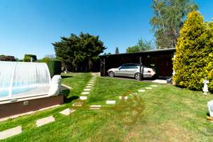 Wohnoase im Grünen: Bungalow mit Pool und besonderem Garten in Dresden-Nord – Die vollständige Adresse der Immobilie erhältst du vom Anbieter., 1109 Hellerau/Wilschdorf, Dresden – Vorschaubild 5