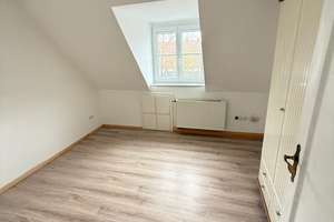 Immo-Love Oettingen- MFH mit 4 WE und 2 Gewerbegaragen und Baugrundstück! – Kellerstraße 16, 86732 Oettingen in Bayern – Vorschaubild 16